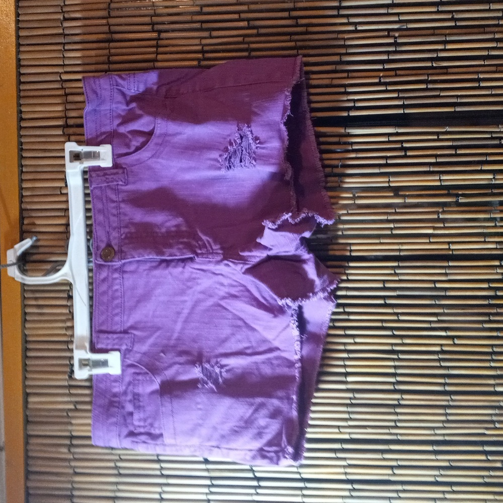 Mossimo distressed shorts
